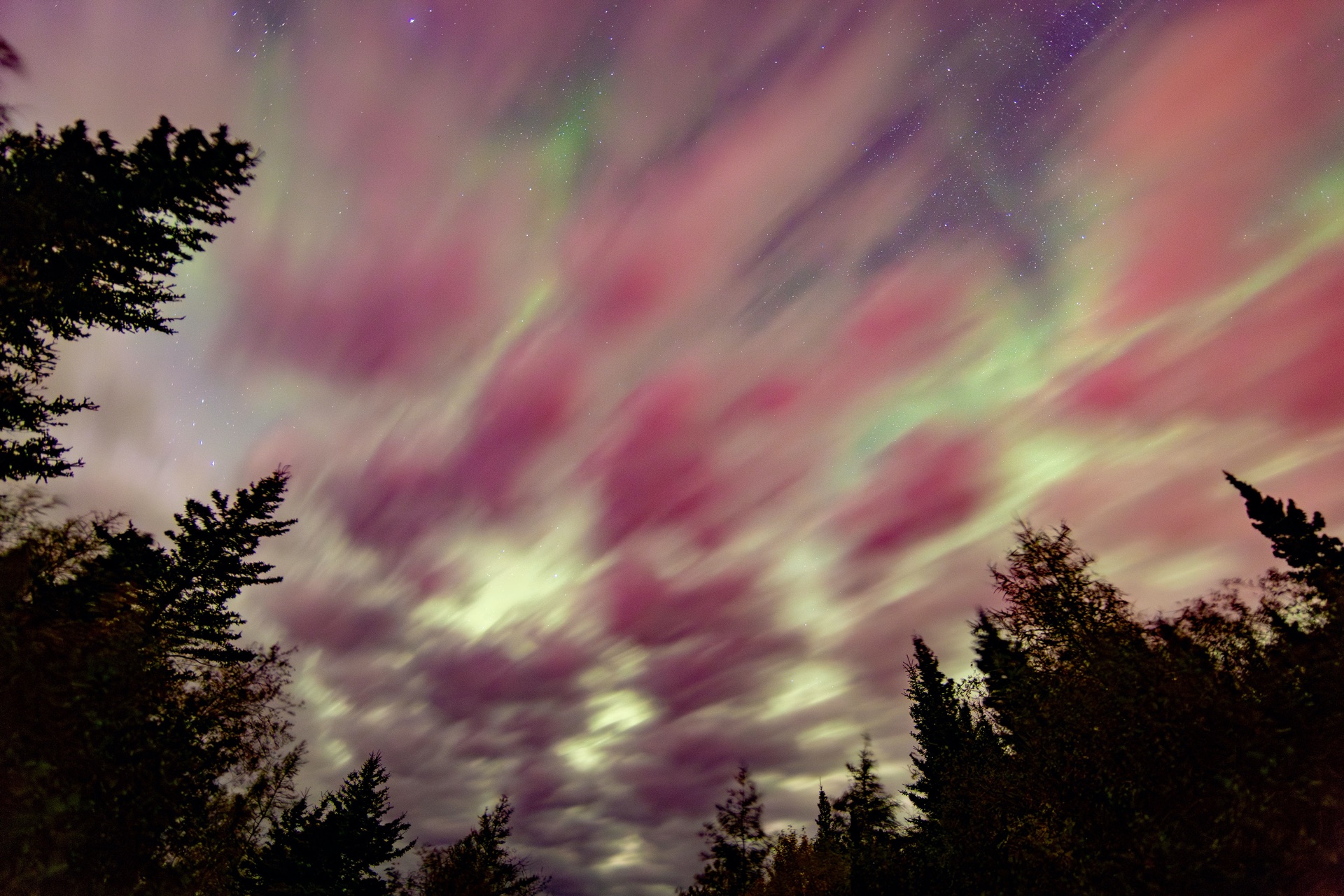 Vibrant aurora borealis